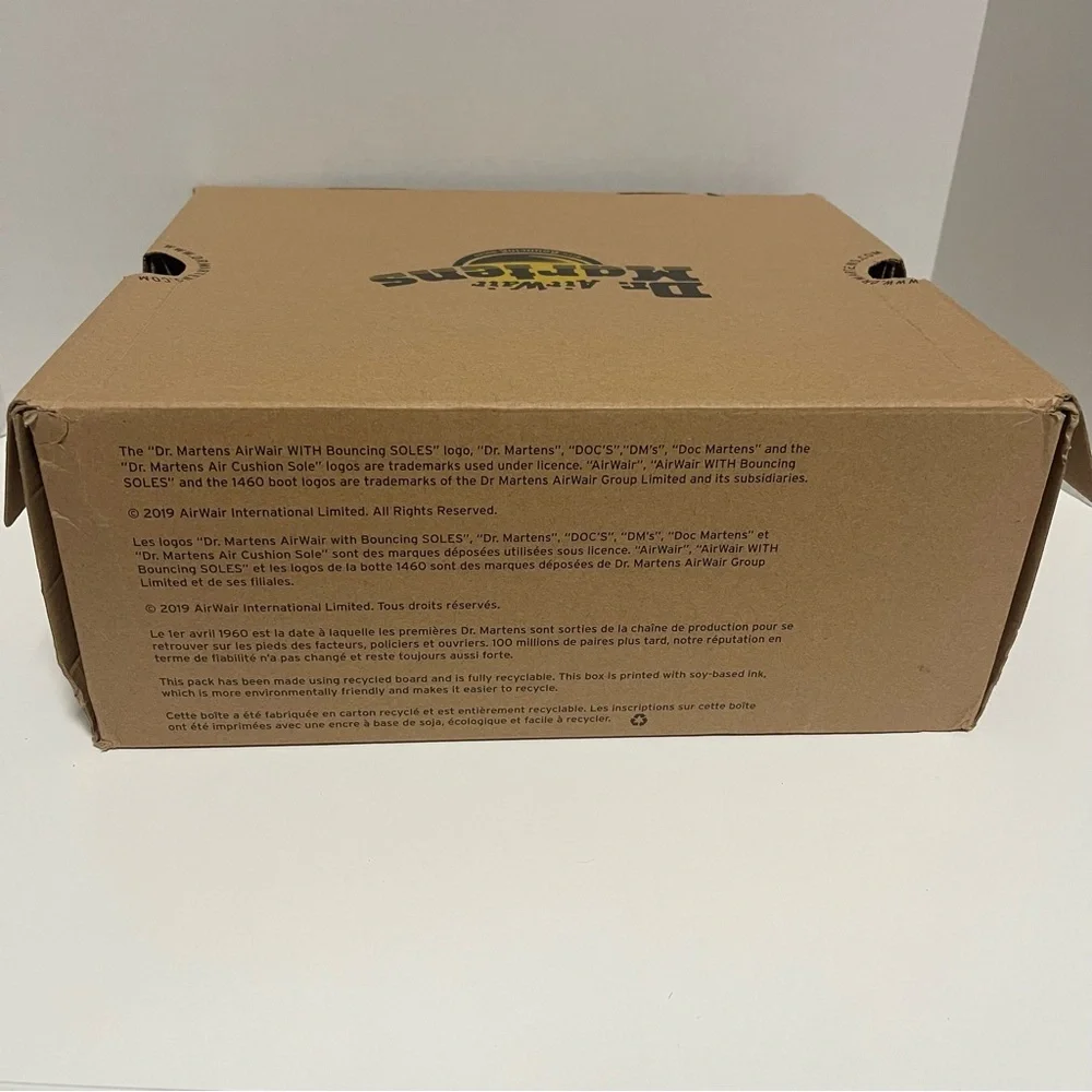 Dr Martens Combs W Black + Black Woman Size 8 BOX ONLY AND TISSUE PAPER - Picture 4 of 8